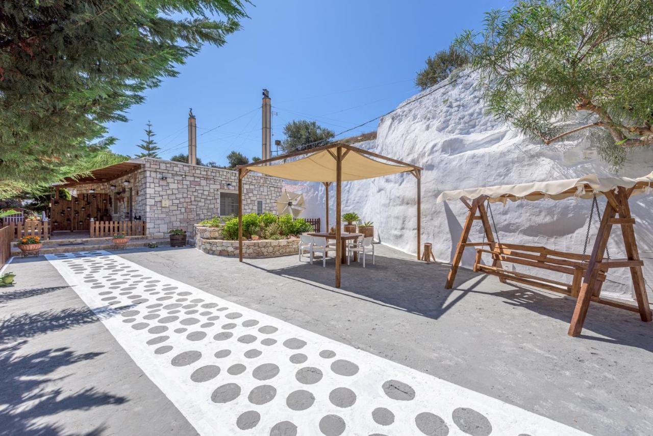 Emilia'S Little Farmhouses Agioi Anargyroi  المظهر الخارجي الصورة