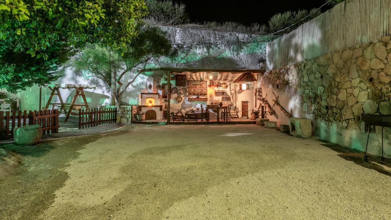 Emilia'S Little Farmhouses Agioi Anargyroi  المظهر الخارجي الصورة