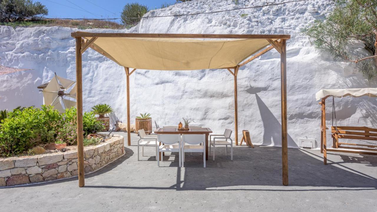 Emilia'S Little Farmhouses Agioi Anargyroi  المظهر الخارجي الصورة